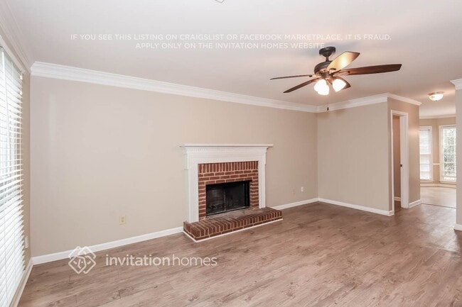 Building Photo - 613 Dahlia Way