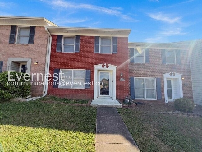 Building Photo - 5016 Cheshire Ct