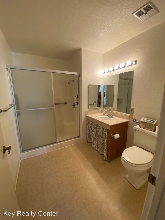 Foto del edificio - 2 br, 1 bath House - 11330 Fair Oaks Blvd ...
