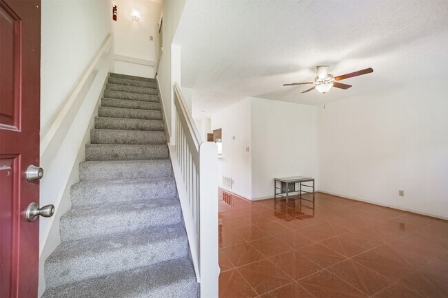 Foto del edificio - 12500 Brookglade Cir