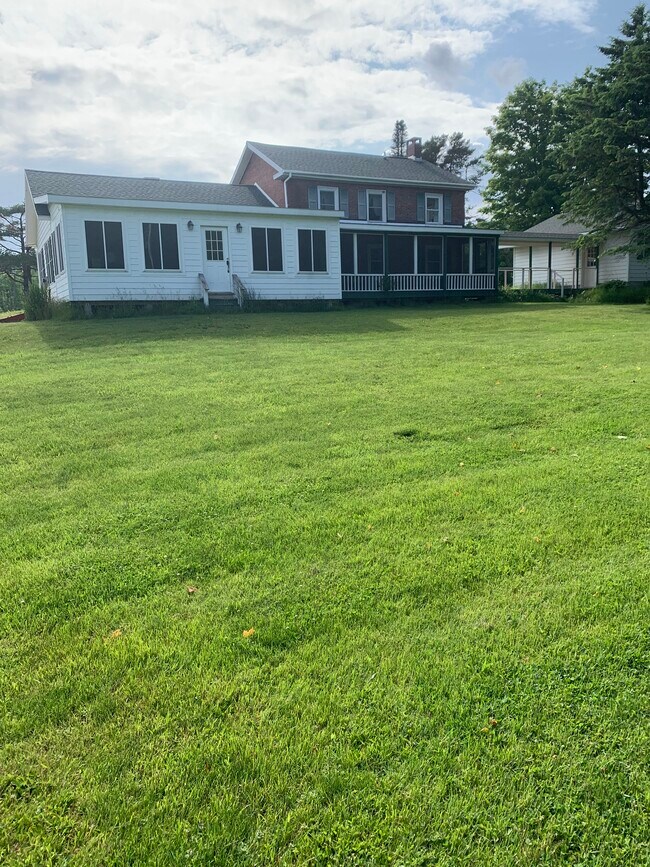 Country home - 56 Finney Rd House