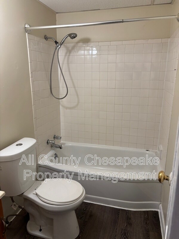 Building Photo - 633 Frederick Rd