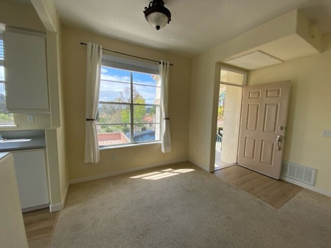 Building Photo - 3613 Bernwood Pl