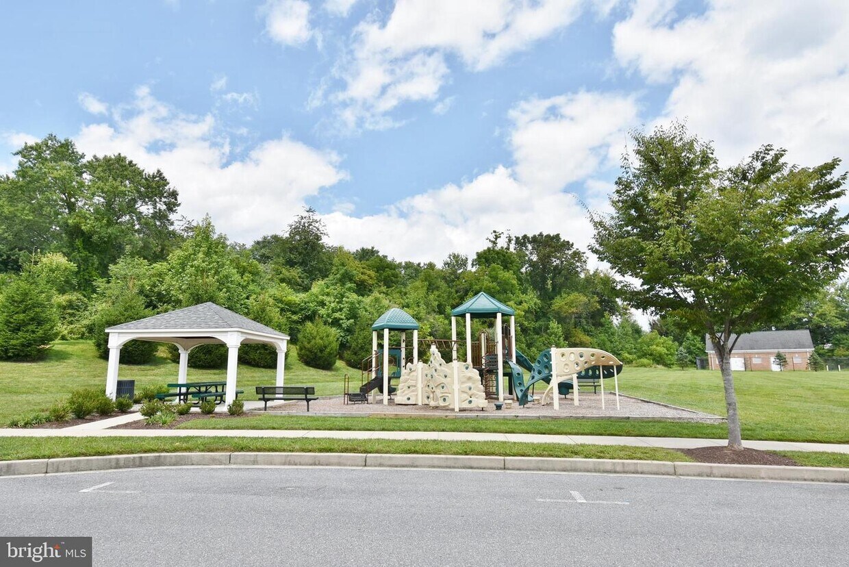 7575 Willow Bottom Rd, Sykesville, MD 21784 Townhome Rentals in Sykesville MD