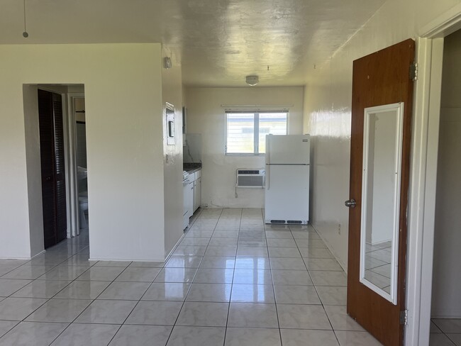 Foto del edificio - 525 NE 150th St