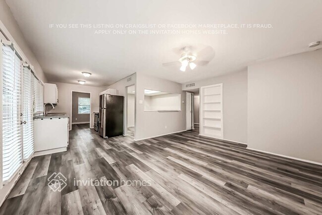 Foto del edificio - 2709 Clover Valley Dr