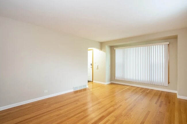 Foto del edificio - 8126 N Octavia Ave