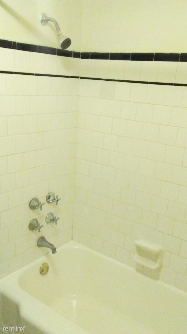 Foto del edificio - 1 br, 1 bath House - 6208 Gist Ave # 3