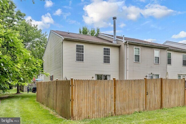 Building Photo - 6799 Snow Goose Ct