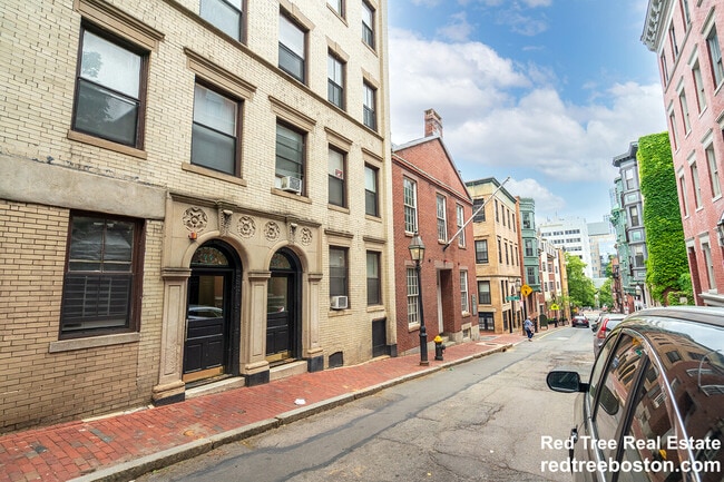 Photo - 44 Joy St Apartment