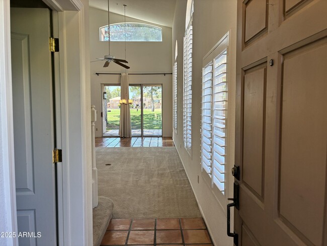 Foto del edificio - 7891 E Desert Cove Ave