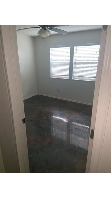 Foto del edificio - 5501 Spring Meadow Rd