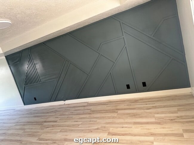 Building Photo - 1249 N 400 E