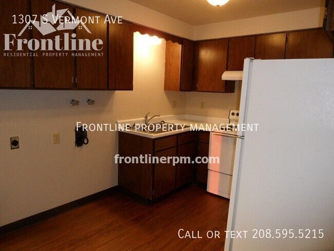 Foto del edificio - 1307 S Vermont Ave