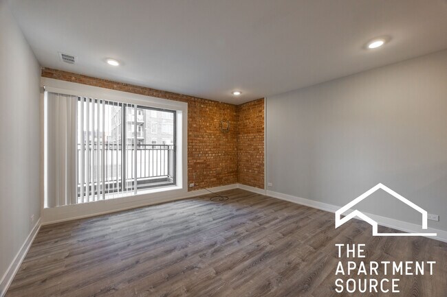 Foto del edificio - 1214 N La Salle Dr