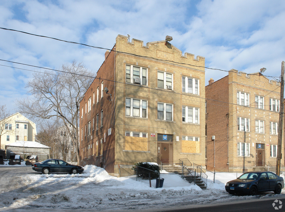 Primary Photo - The Hartford Communities