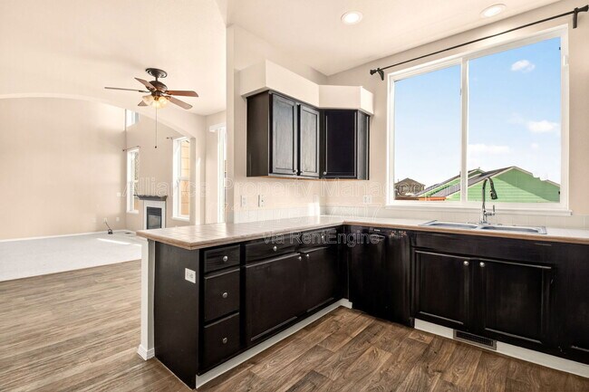 Foto del edificio - 8131 Oliver Rd