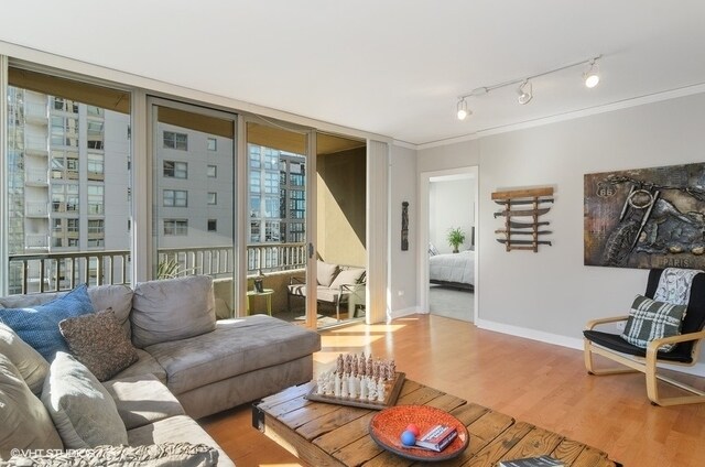 Foto del edificio - 200 N Jefferson St