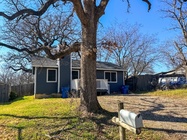 Foto del edificio - 316 S Watson St