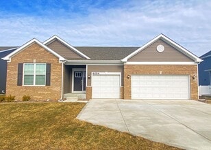 Building Photo - 6054 E 112th Pl