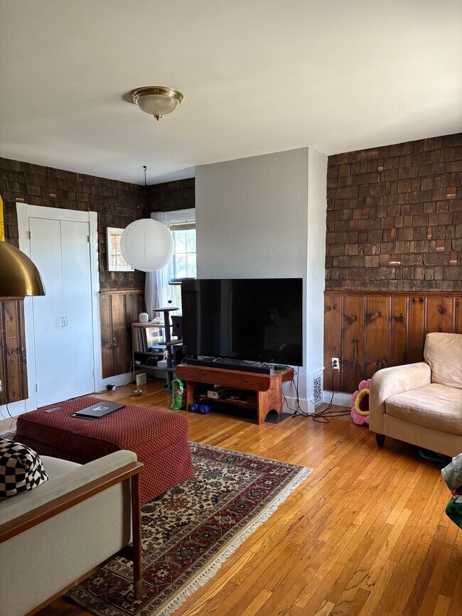 Building Photo - 58 Atherton St