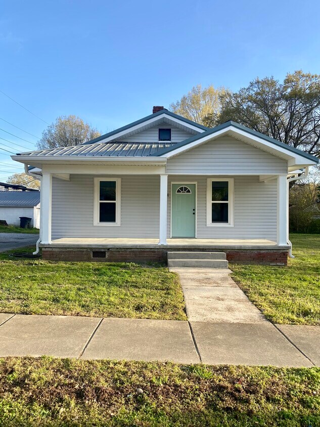Foto principal - 114 Roland Ave