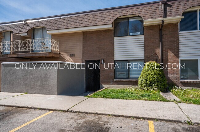 Foto del edificio - 1434 Lancelot Dr