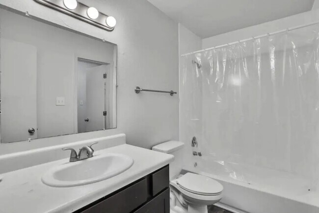 Foto del edificio - 1401 Longcreek Dr