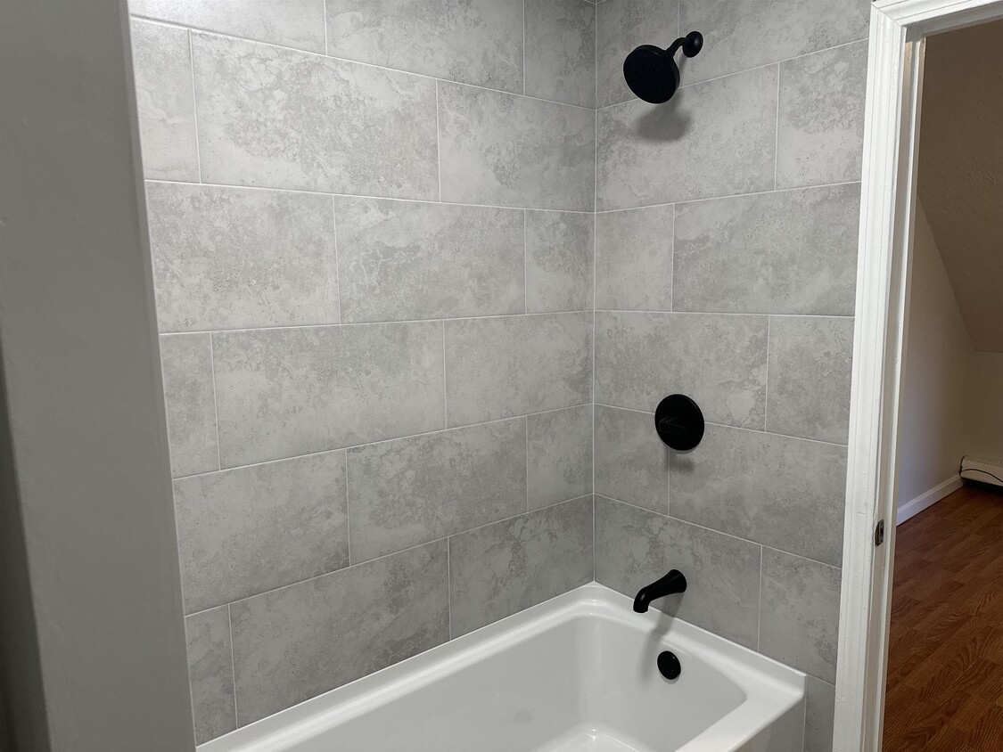 Foto principal - 60 Whitney St