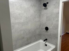 Building Photo - 60 Whitney St