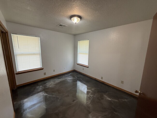 Foto del edificio - 3400 Colbert St