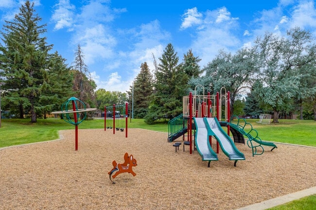 Photo du bâtiment - Parkland Townhomes
