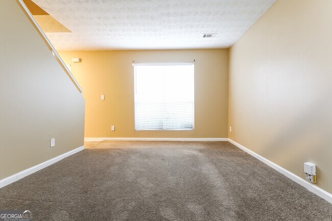 Building Photo - 6482 Alford Way