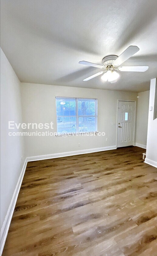 Primary Photo - 1313 E 31st St