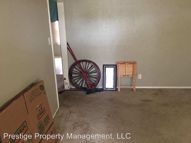 Foto del edificio - 3 br, 1 bath House - 1307 NW Lawton Ave