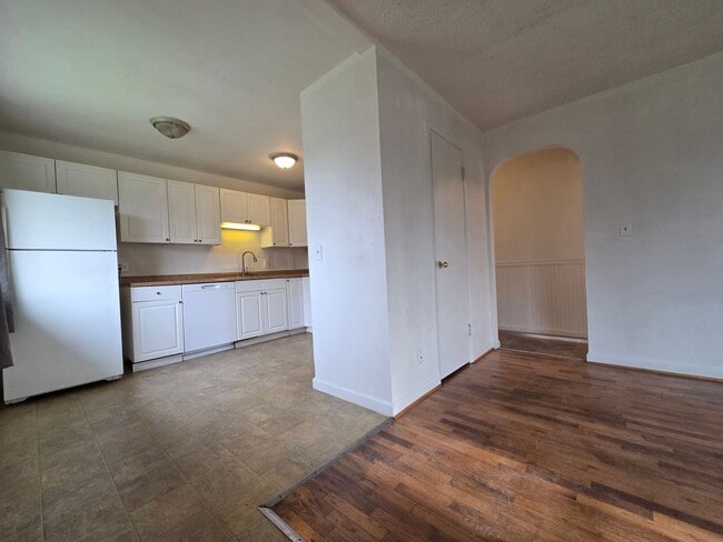 Building Photo - 8801 Commercial St SW