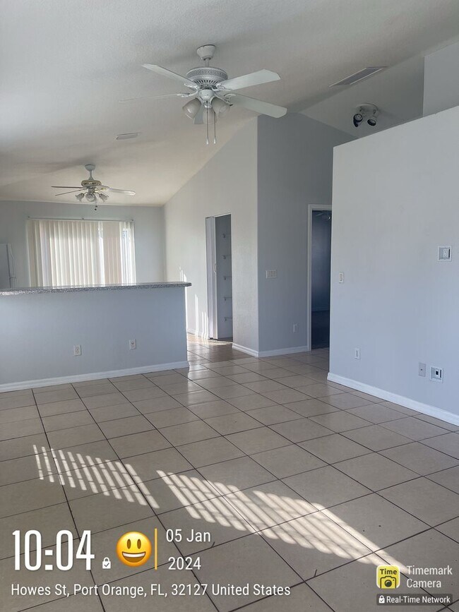 Foto del edificio - 3 bedroom, 2 bathroom Port Orange