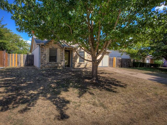 Building Photo - 2441 Sweetwood Dr