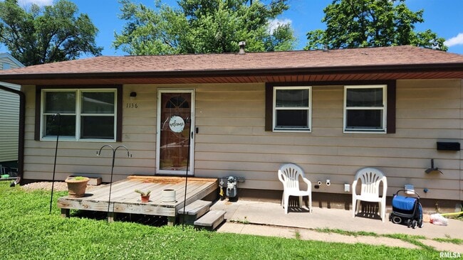 Building Photo - 1136 Briarcliff Ln
