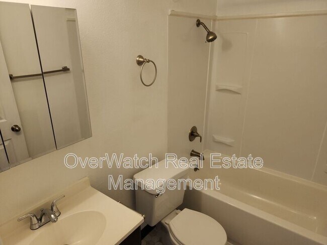 Foto del edificio - 717 N Bliss St