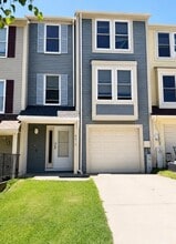 Building Photo - 6412 Autumn Gold Ct