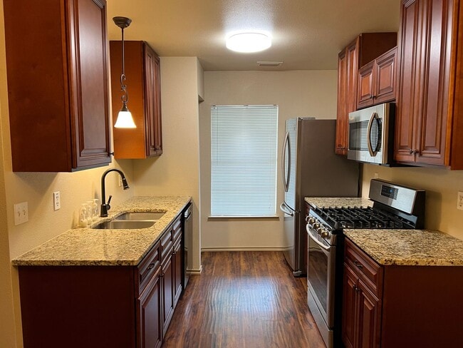 Foto del edificio - 8214 Spring Town St