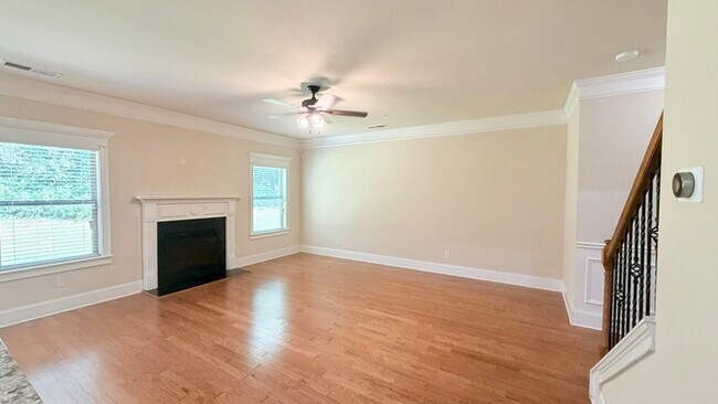 Foto del edificio - 590 Summerstone Ln