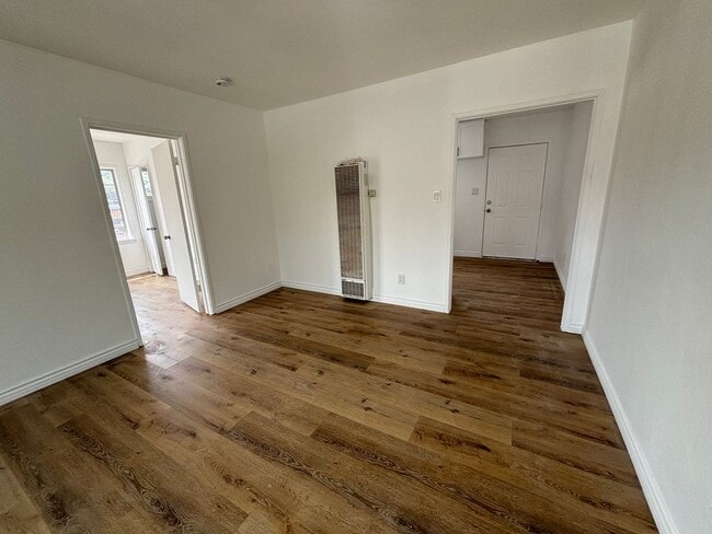 Building Photo - Foothill, 7424
