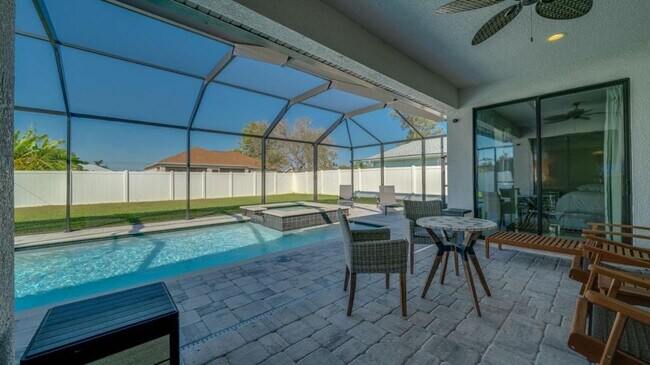 Foto del edificio - 1815 SW 22nd St