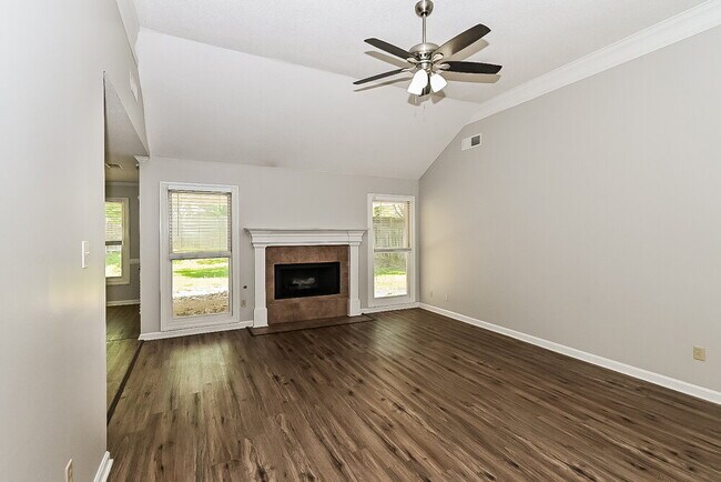 Foto del edificio - 1740 Meadow River Cove