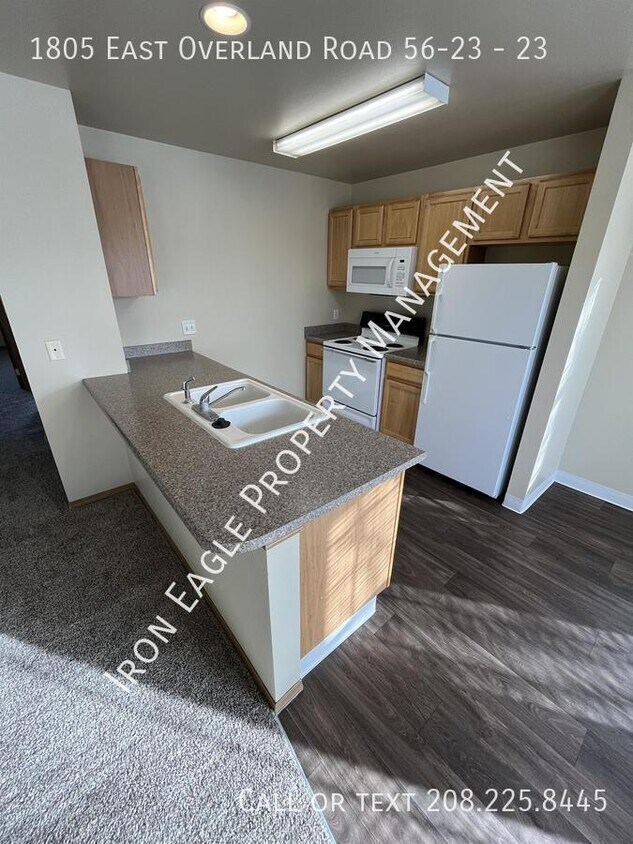 Foto principal - 1805 E Overland Rd