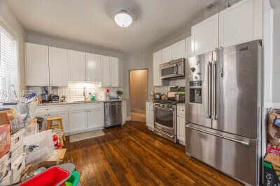 Foto del edificio - 3022 N Avers Ave