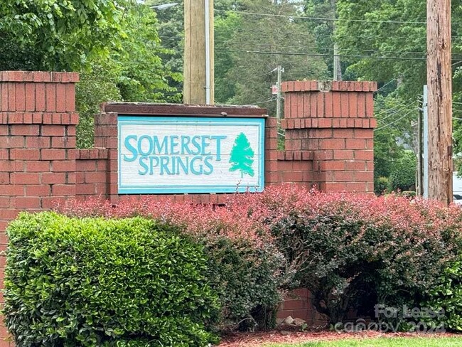Building Photo - 7163 Somerset Springs Dr