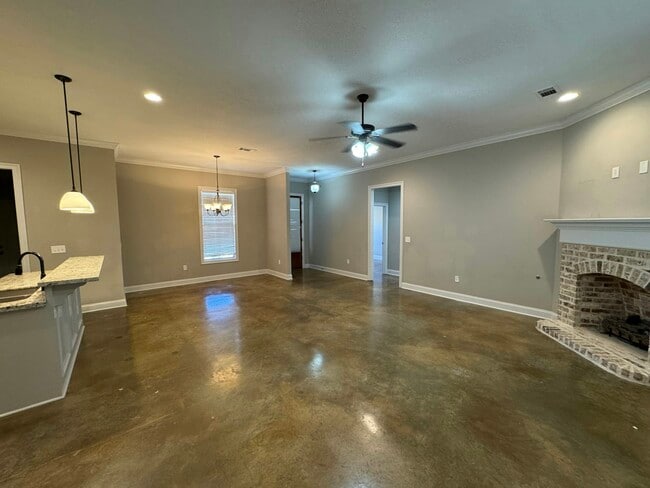 Building Photo - 509 Carrington Dr